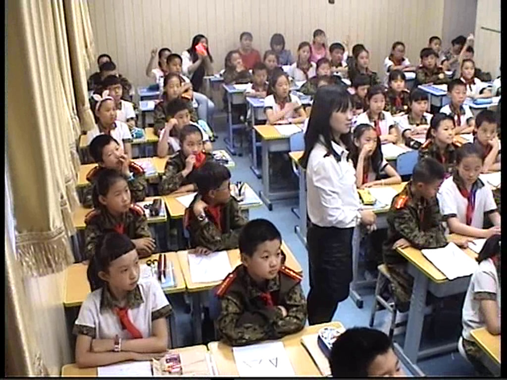 1.人教版数学四下《5三角形（通用）》全国一等奖