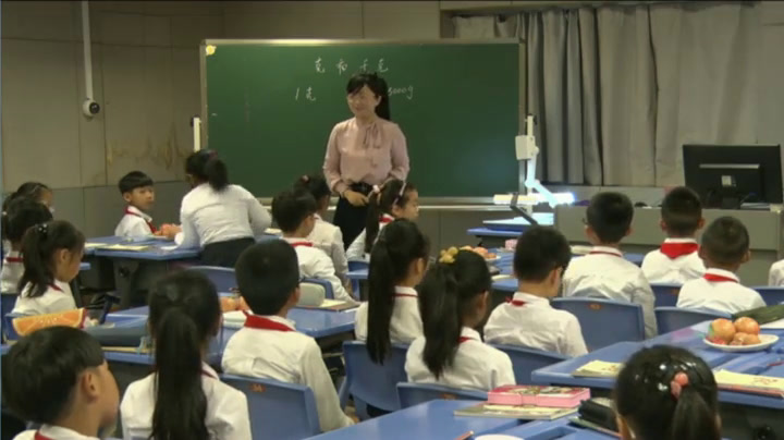 3.人教版数学二下《克和千克》浙江省一等奖