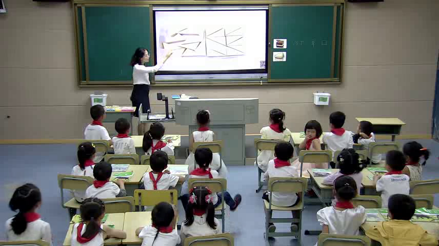 2.教科版科学一下《3.认识物体的形状》全国一等奖
