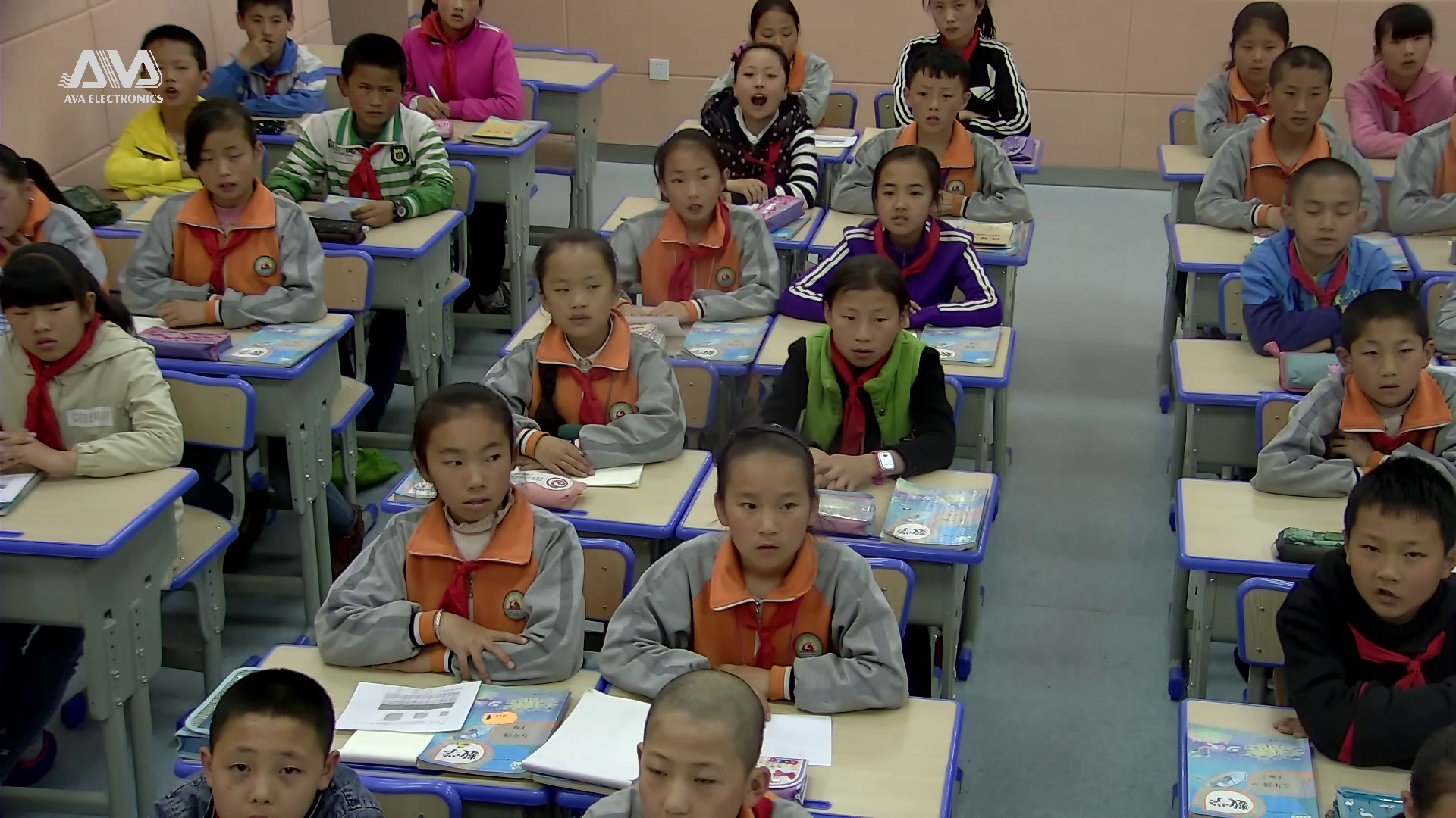 3.人教版数学五下《★探索图形》青海省一等奖