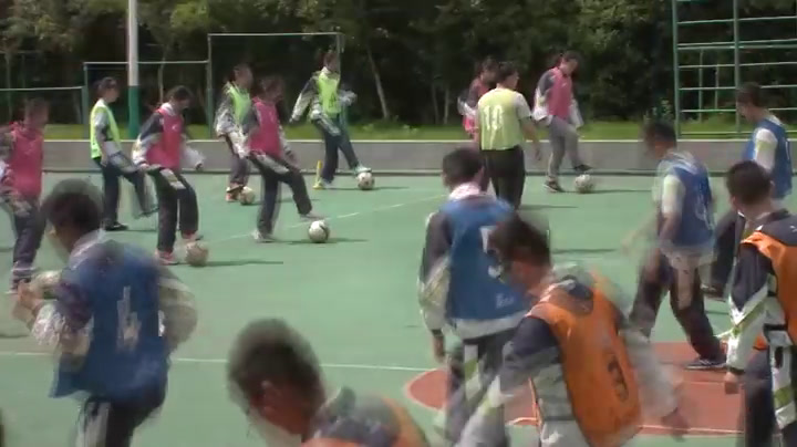 2.人教版体育九年级《拉球》国家级优质课