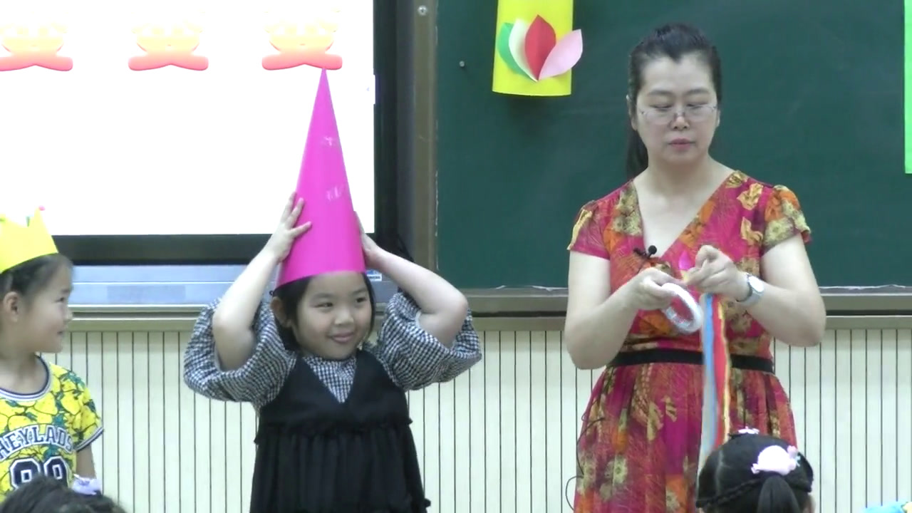 人美版美术一下《16.用春天的色彩�…》福建省省一等奖