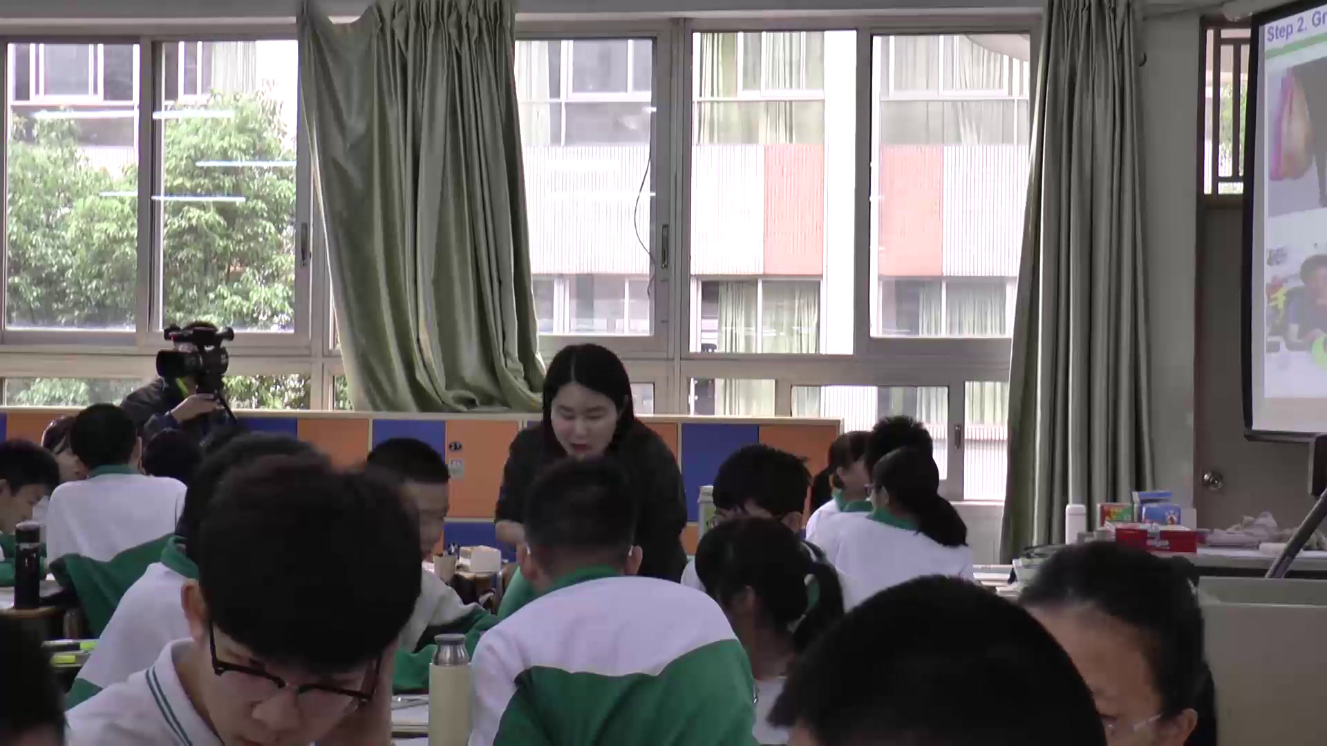 2.人教版英语必修4 Unit2《Using LanguageⅡ》广东省市级优课