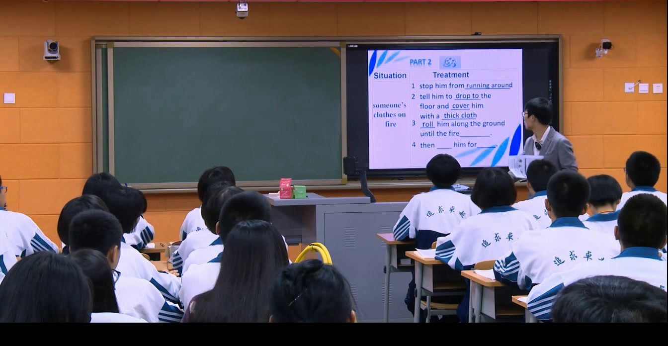 2.人教版英语必修5 Unit5《Using LanguageⅡ》西藏省级优课
