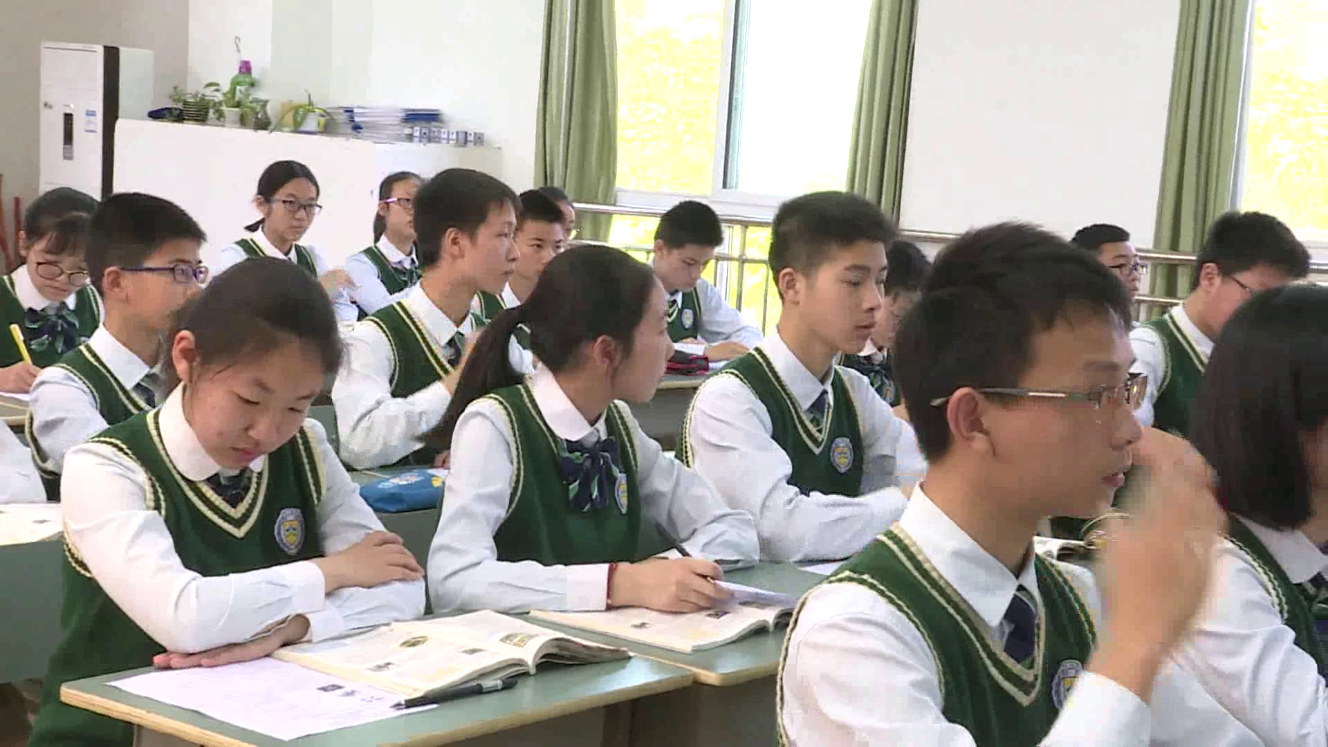 2.人教版英语八下 Unit 9《Section A 3a—3c》国家级优质课
