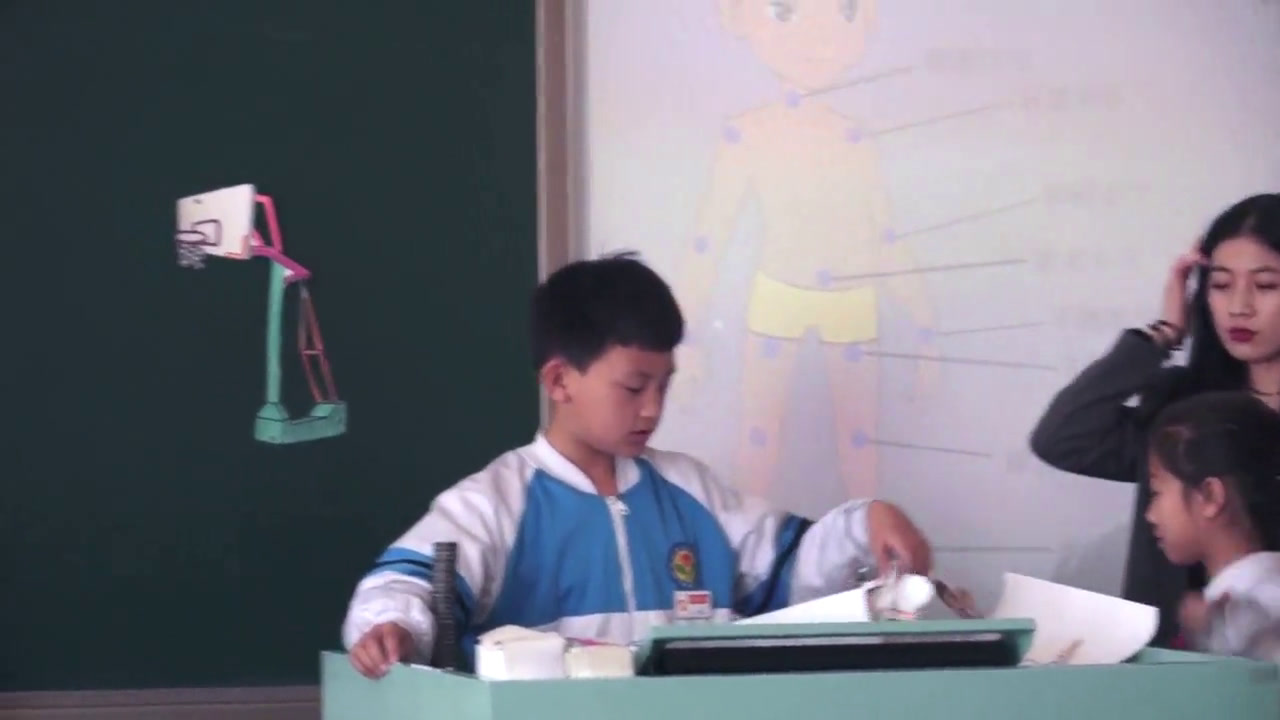 3.人美2011版美术四下《2、放学了》辽宁省市一等奖