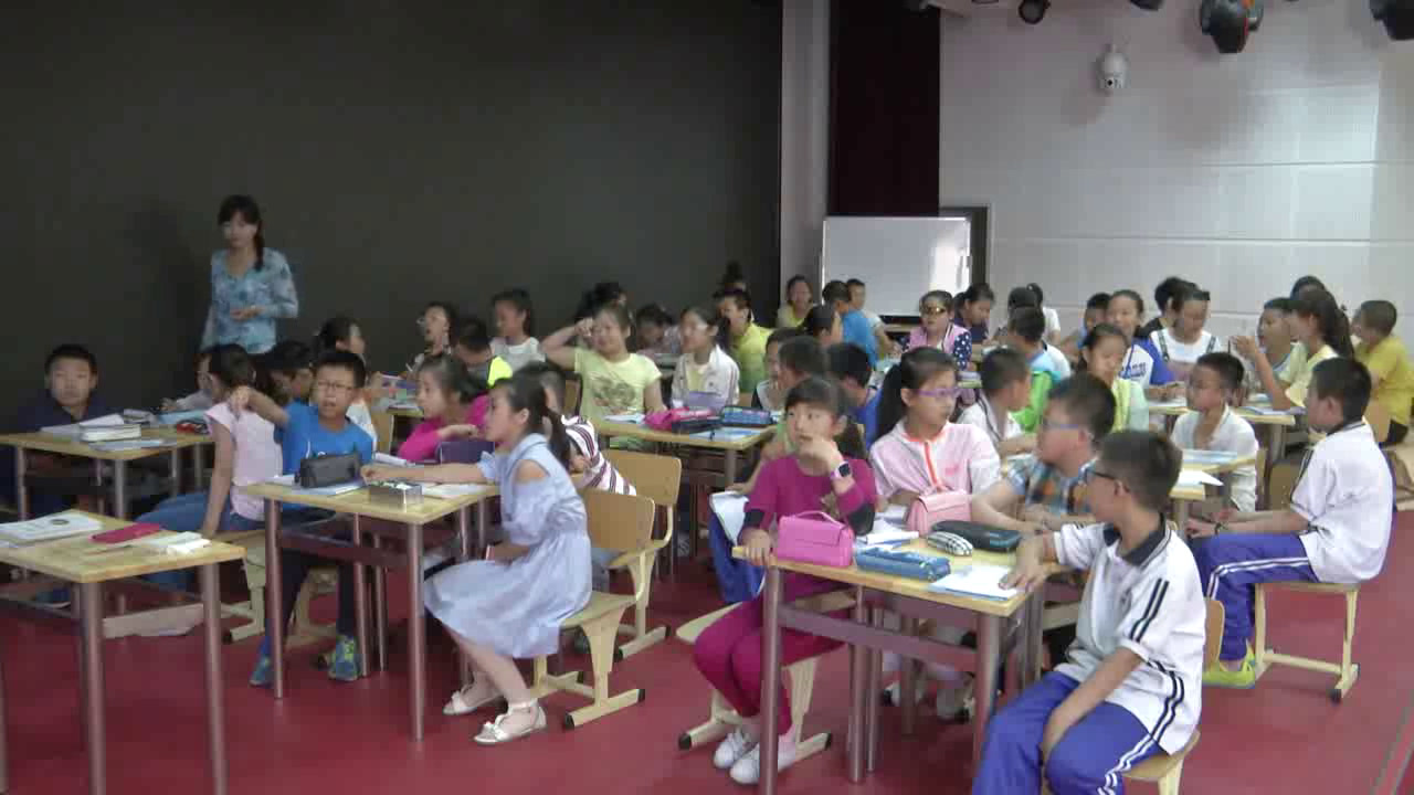 1.北师大数学五下《邮票的张数》全国一等奖