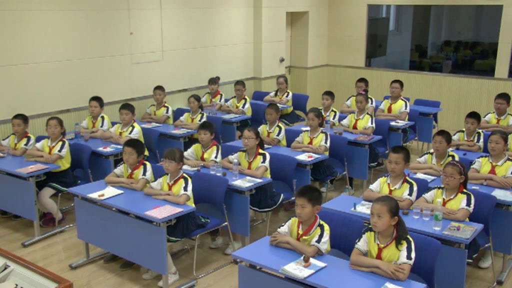 1.北师大数学五下《体积与容积》全国一等奖