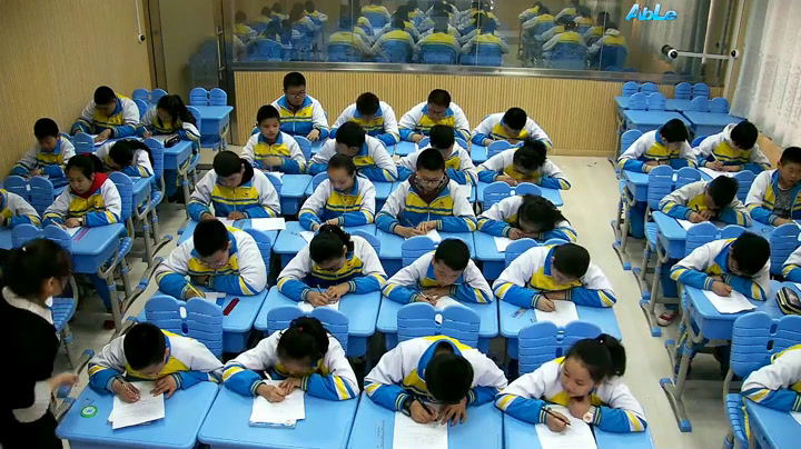 1.北师大数学六下《式与方程》全国一等奖