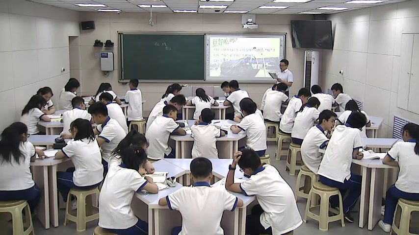 2.人教版语文（部编）八下《1社戏》河南省省级优课