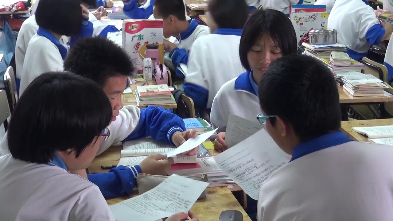 1.人教版语文（部编）八下《4灯笼》广东省省级优课