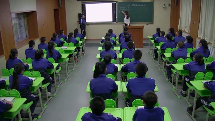 4.人教2011版初中数学七下《用适当方法解二元…》全国一等奖