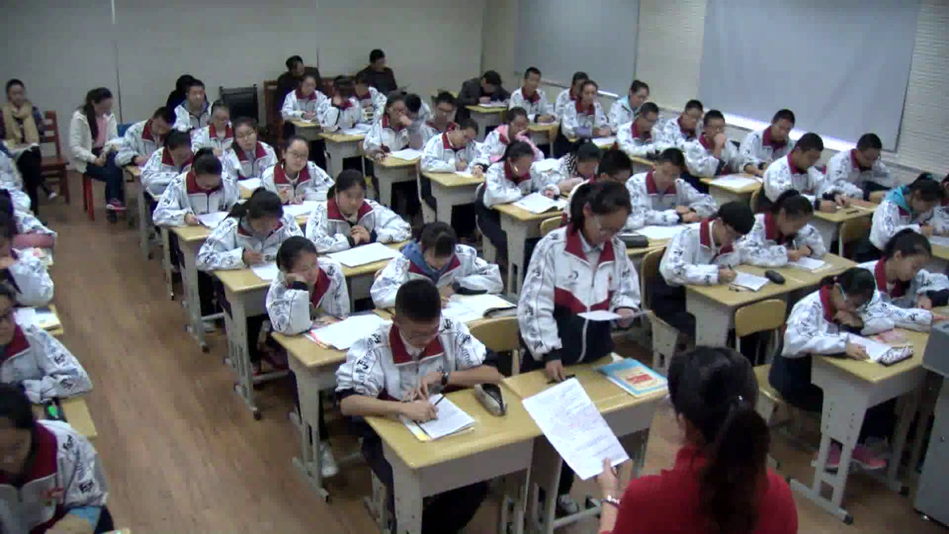 2.人教版语文必修2《直面挫折　学习描写》建设兵团市一等奖