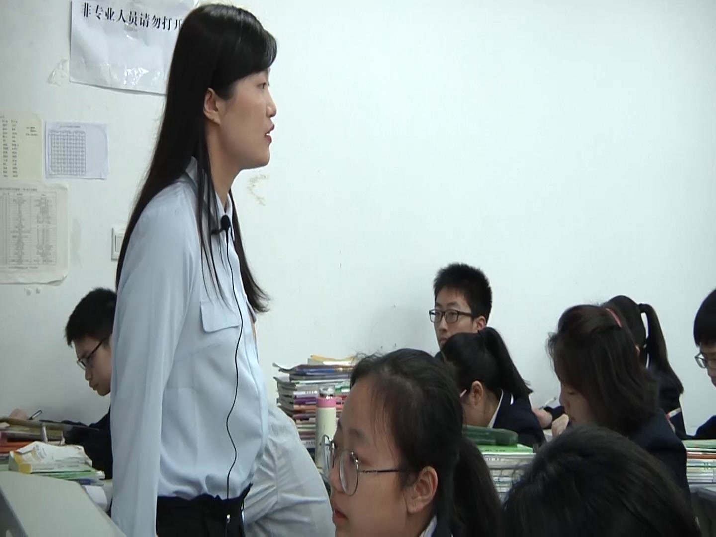 2人教版高中语文必修3《1　林黛玉进贾府》重庆市省一等奖