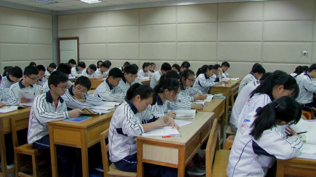 2.人教版语文必修4《1　窦娥冤》贵州省省一等奖