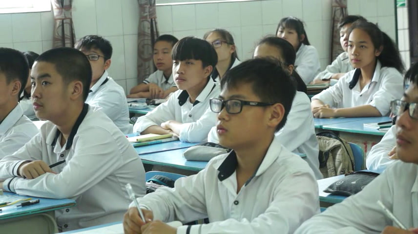 4.人教2011版初中数学七下《列一元一次不等式…》广西省一等奖