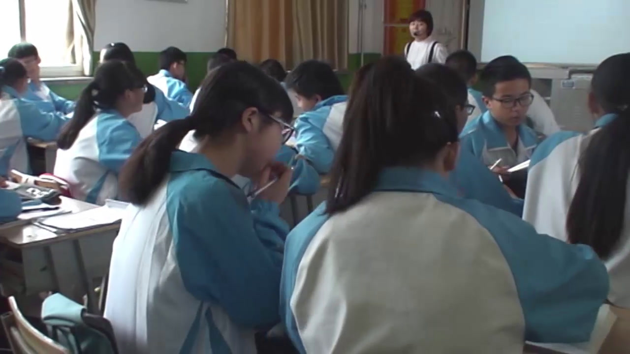4.人教2011版初中数学八下《19.3课题学习——…》陕西省省一等奖