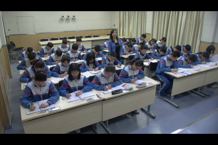 2.初中数学北师大2011版八下《一元一次不等式组的解法》全国一等奖