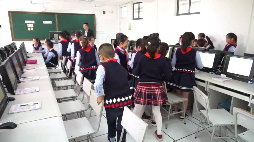 3.小学综合实践活动3-6年级《8.我的电子报刊》全国一等奖