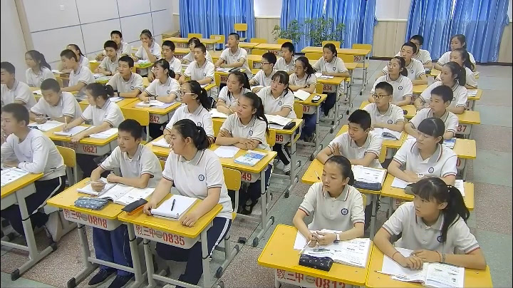 1.初中数学北师大2011版八下《回顾与思考》甘肃省县一等奖