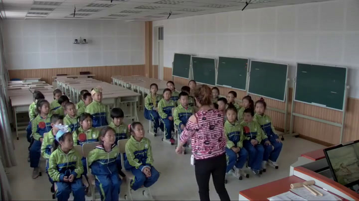 2.人音版音乐（吴斌主编）一下《音乐的快慢》辽宁省市一等奖