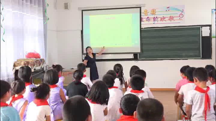 1.人音版音乐（吴斌主编）一下《小小的船》安徽省市一等奖