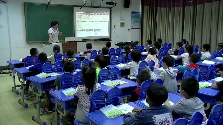1.人音版音乐（吴斌主编）一下《拍皮球》吉林省市一等奖