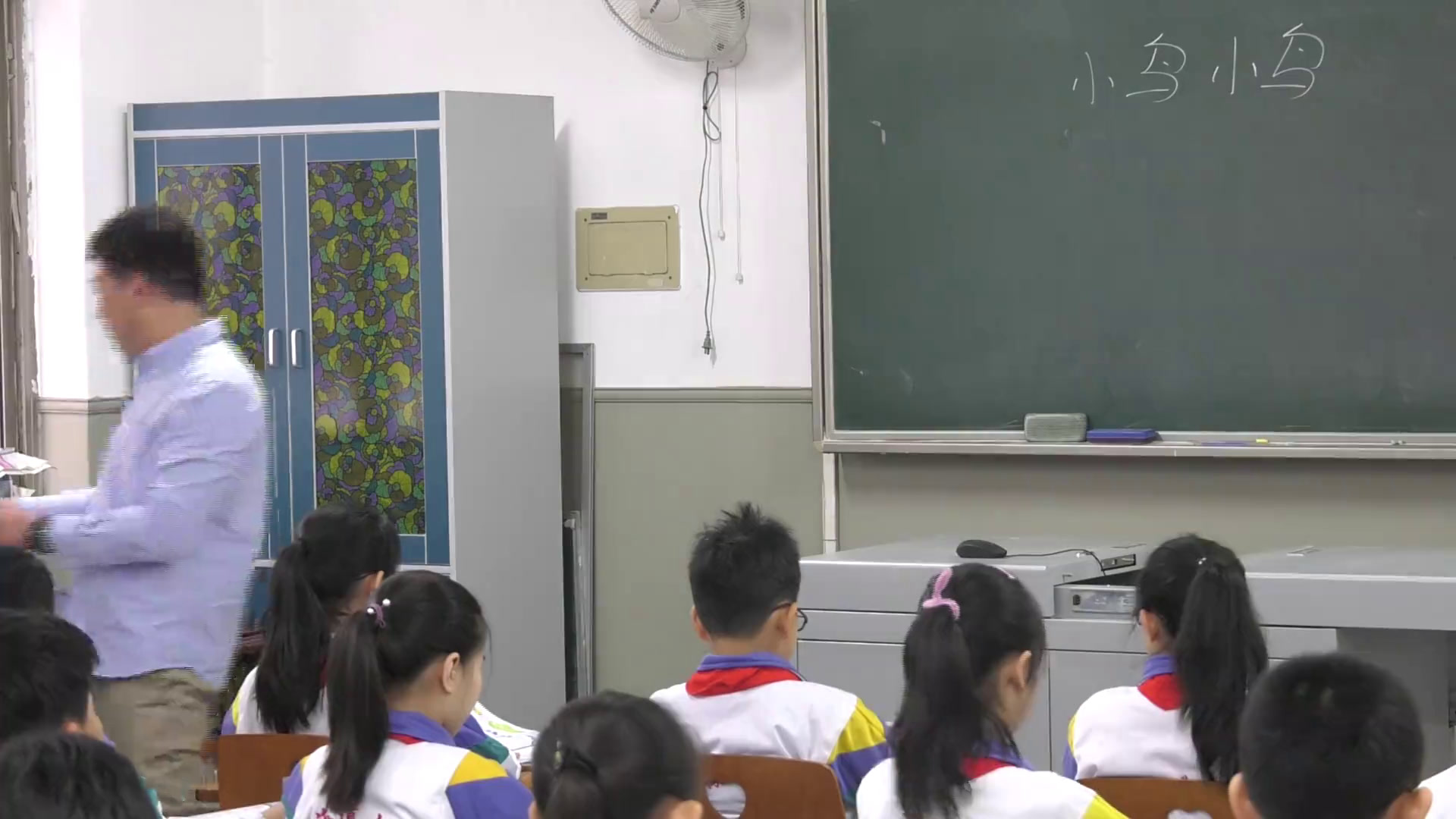 1.人音版音乐（吴斌主编）五下《小鸟小鸟》全国一等奖