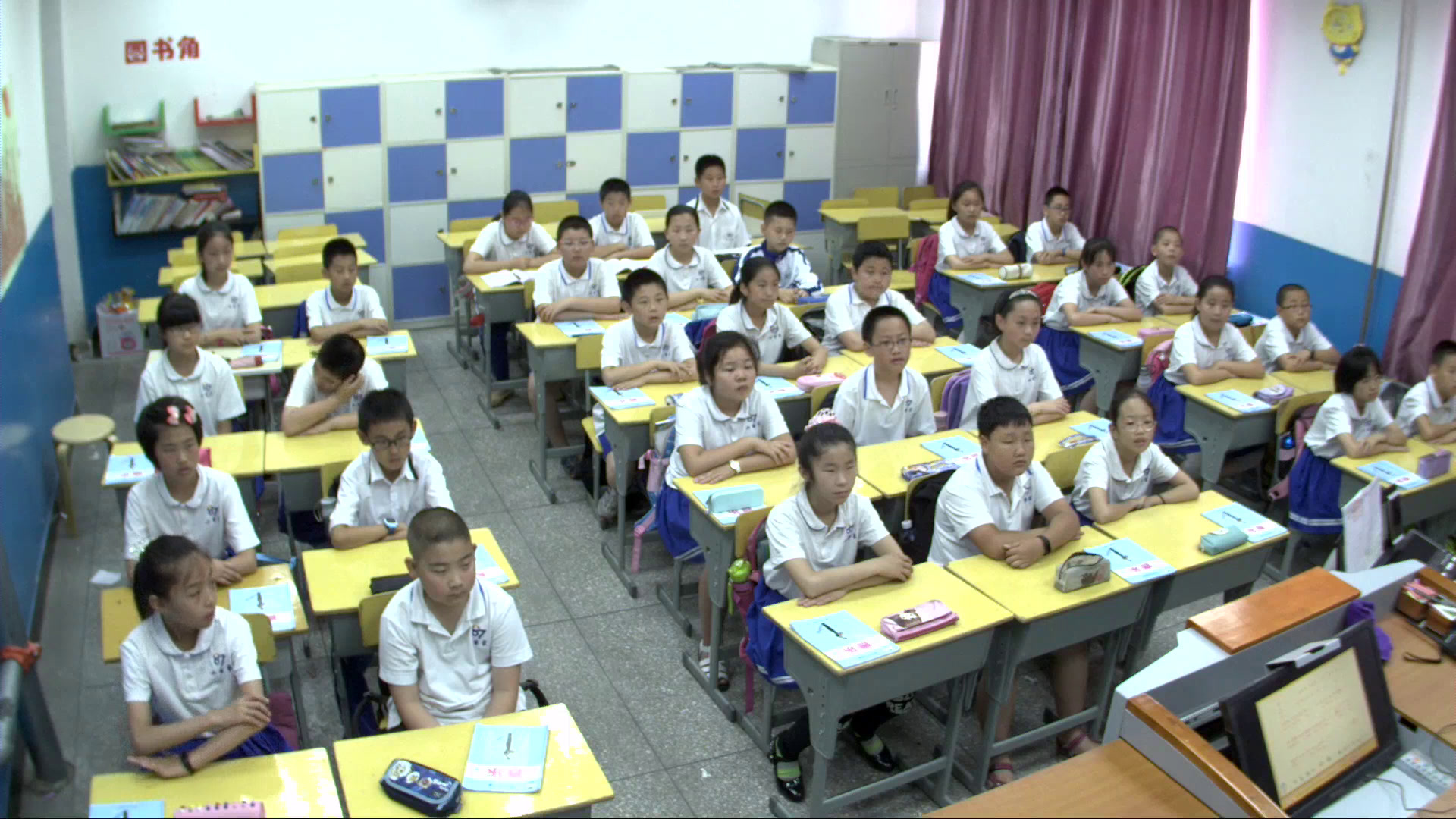 1.人音版音乐（吴斌主编）五下《爱的人间》吉林省省一等奖