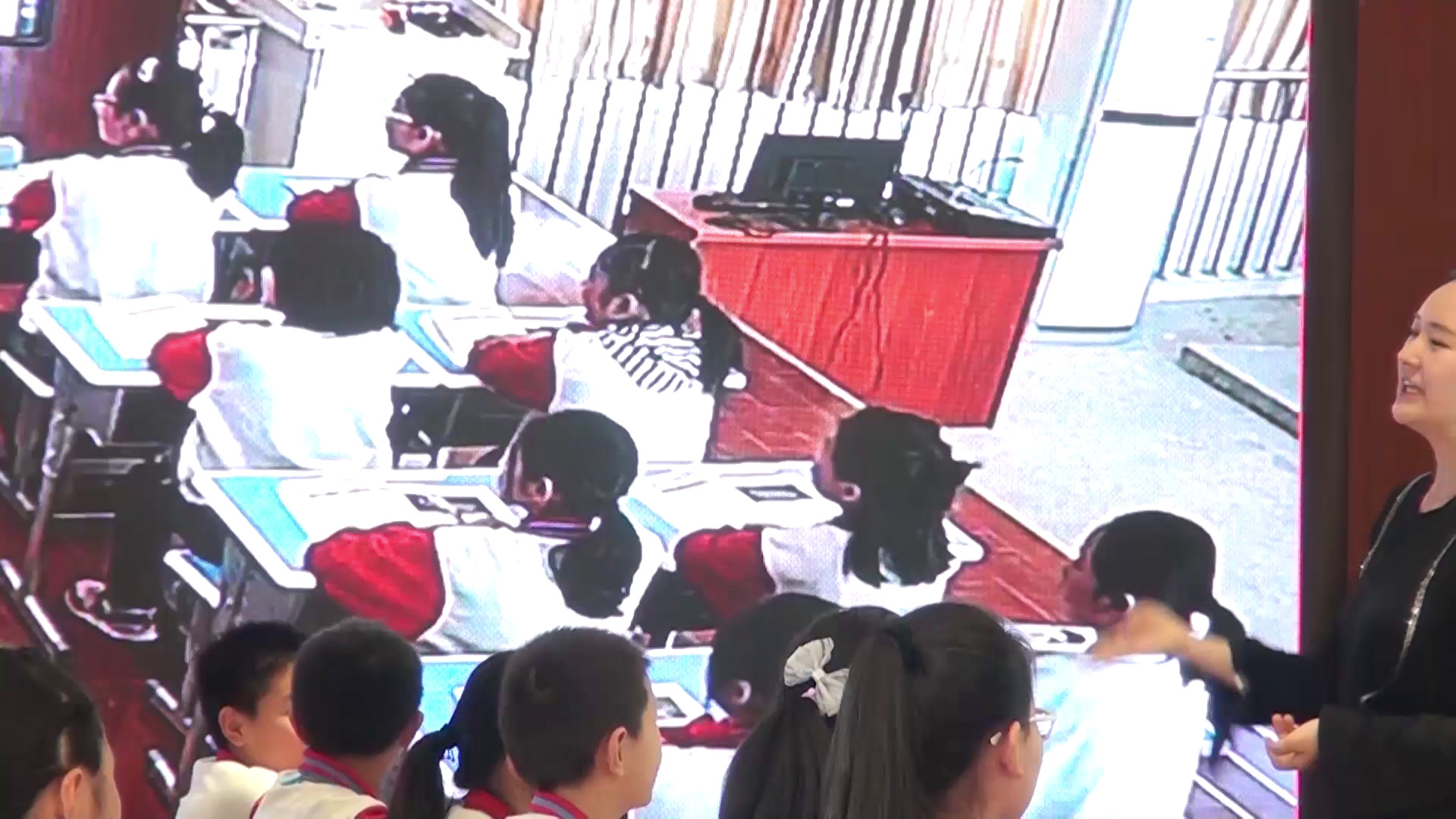 1.人音版音乐（吴斌主编）五下《要学那泰山顶上一青松》安徽省县一等奖
