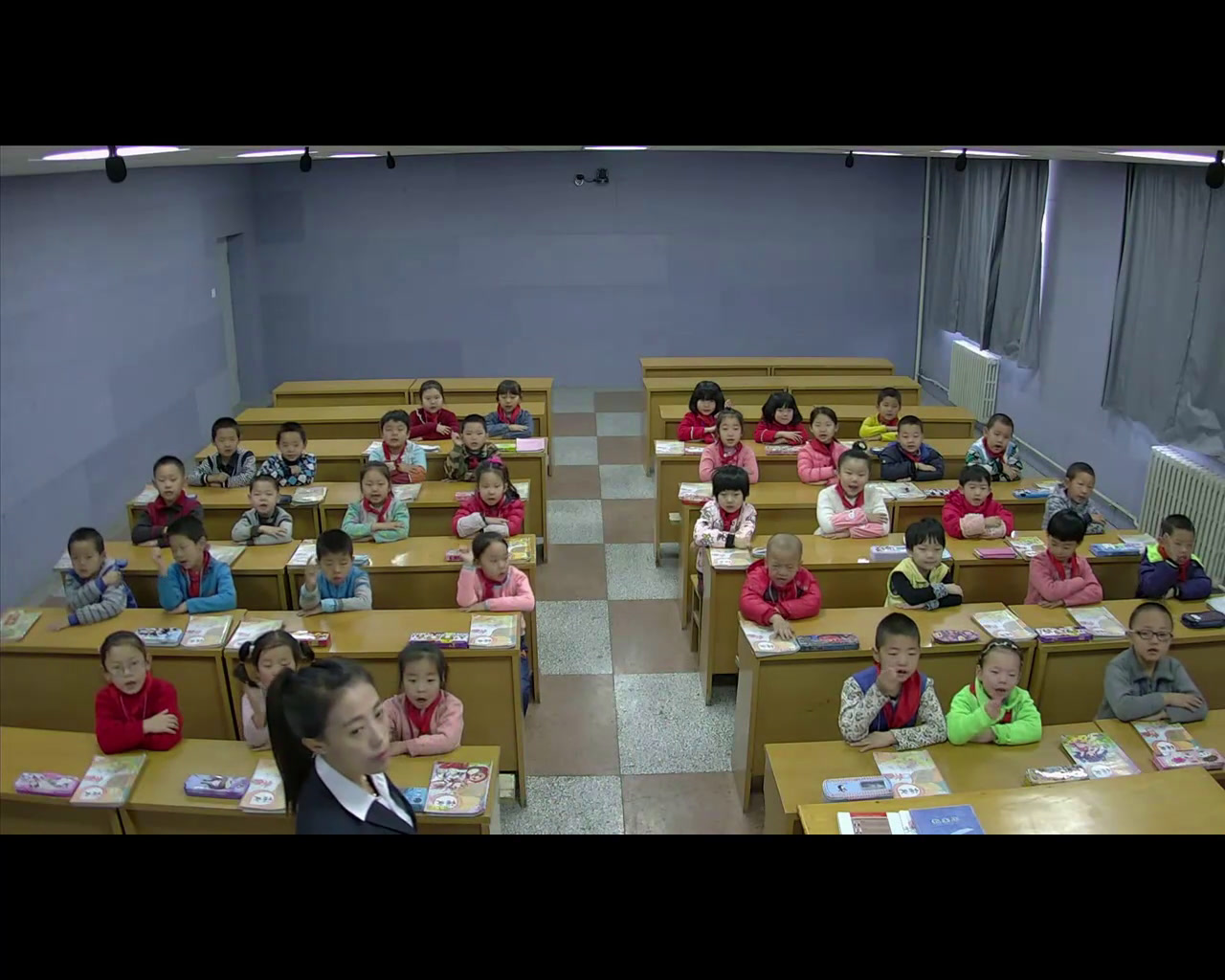 人教部编版语文一上《1秋天》新疆刘老师-省一等奖