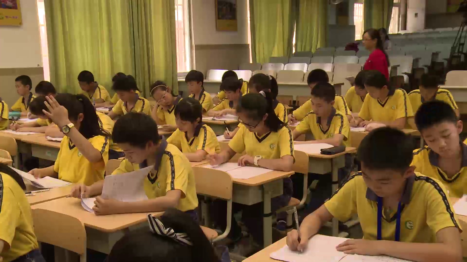 人教版语文六上《18　我的伯父鲁迅先生》广东张老师-省一等奖