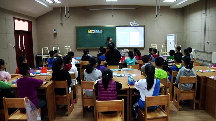 人美2011版美术三上《第7课黄色和蓝色的画》辽宁金老师-市一等奖