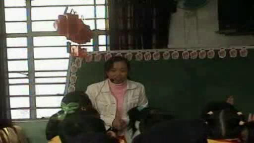 人美2011版美术二上《连年有余》湖北老师-县级优课