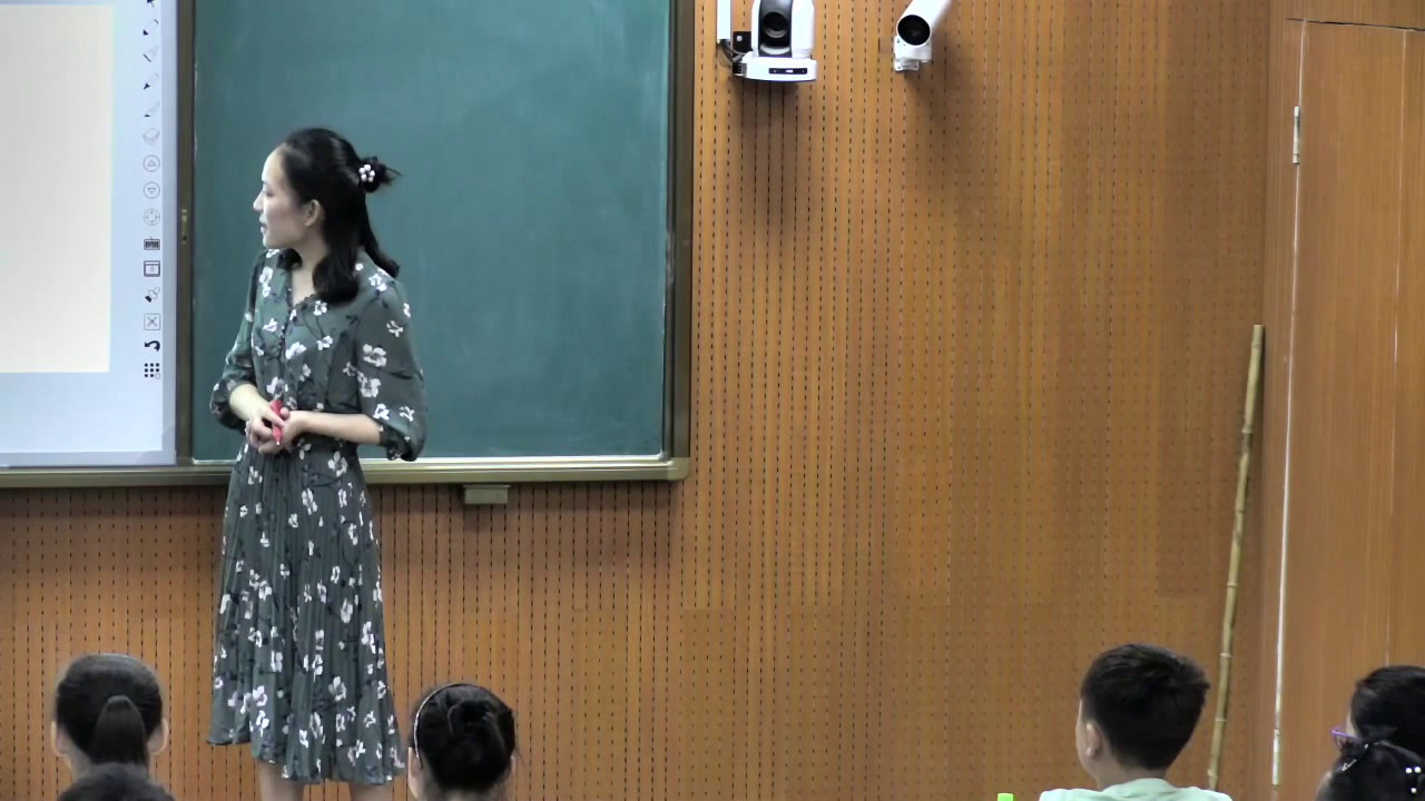 人美2011版美术三上《各种各样的鞋》河南冯老师-市一等奖
