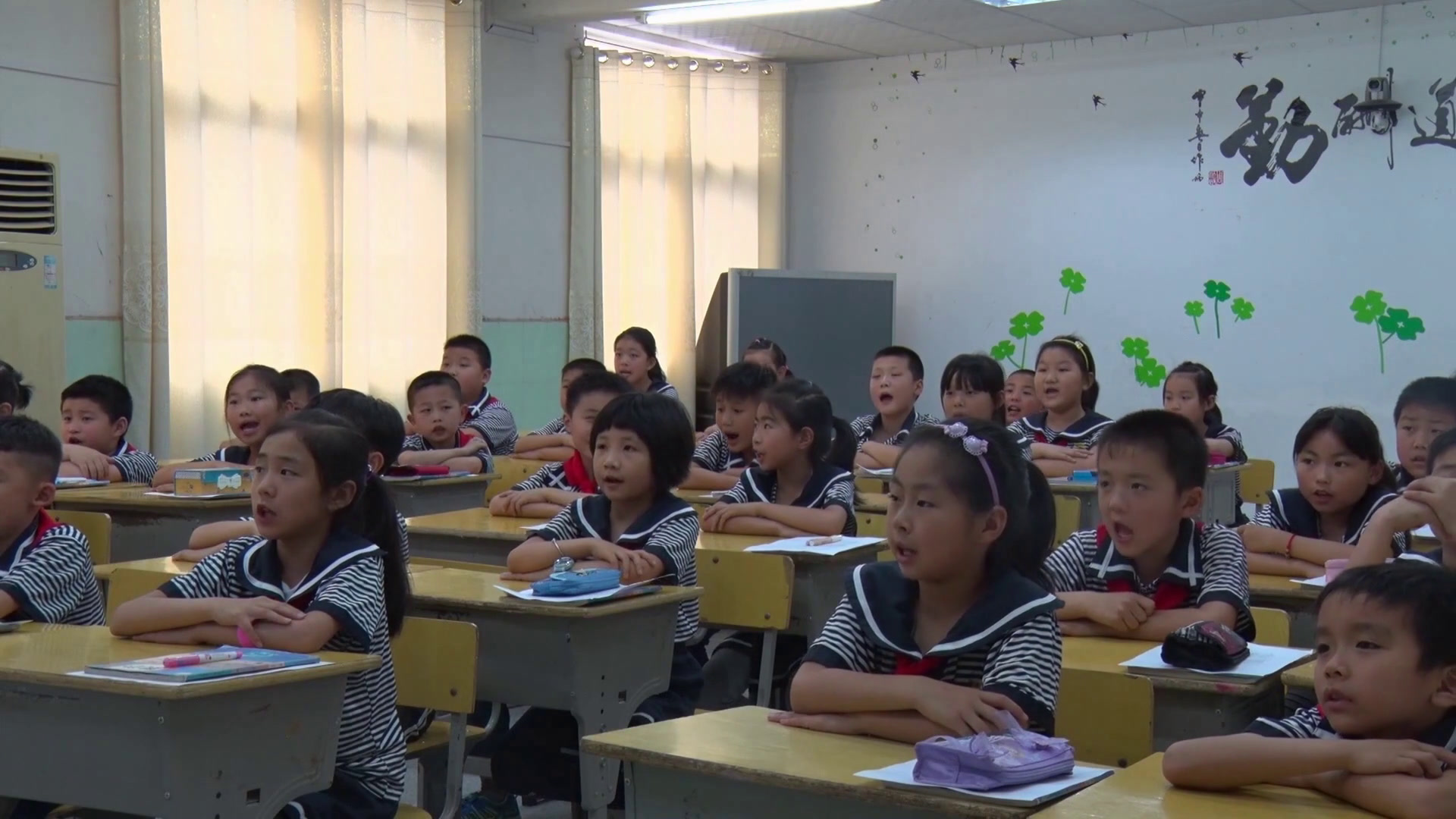 人教版数学三上《口算乘法》湖北唐老师-全国一等奖