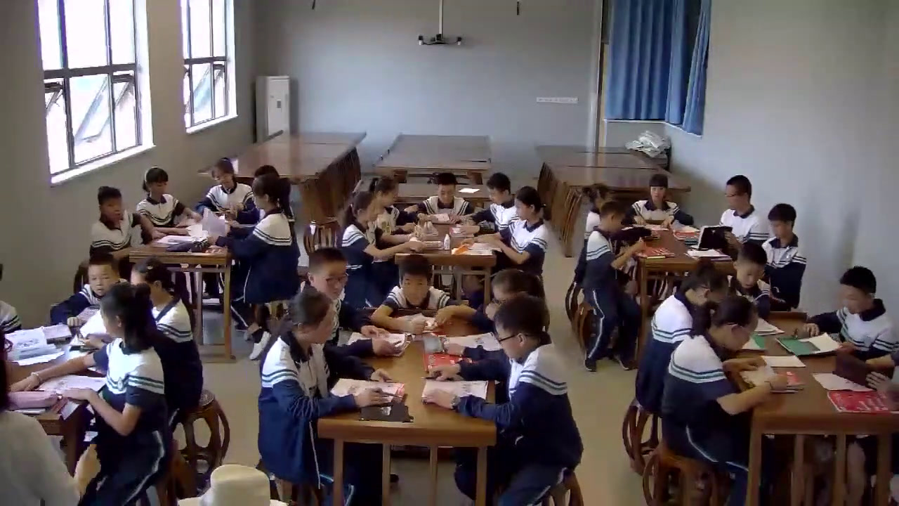 人教版英语七上Unit7《Section B 1a—1e》四川胡老师-省一等奖