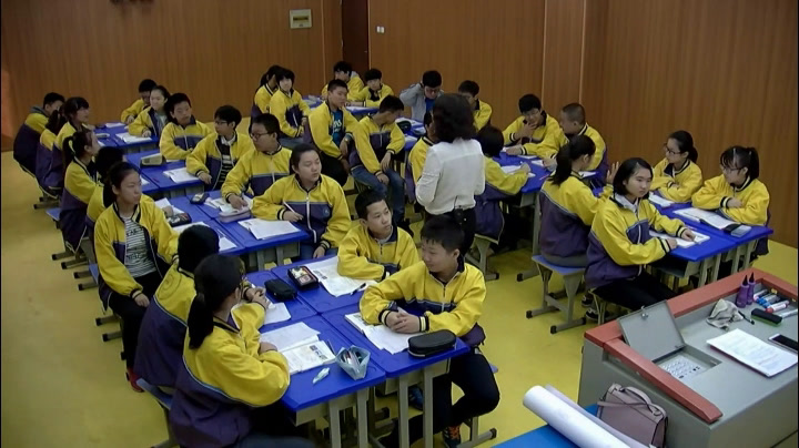 人教版英语八上Unit 1《Section B 3a—4 Self，》湖北老师-全国一等奖