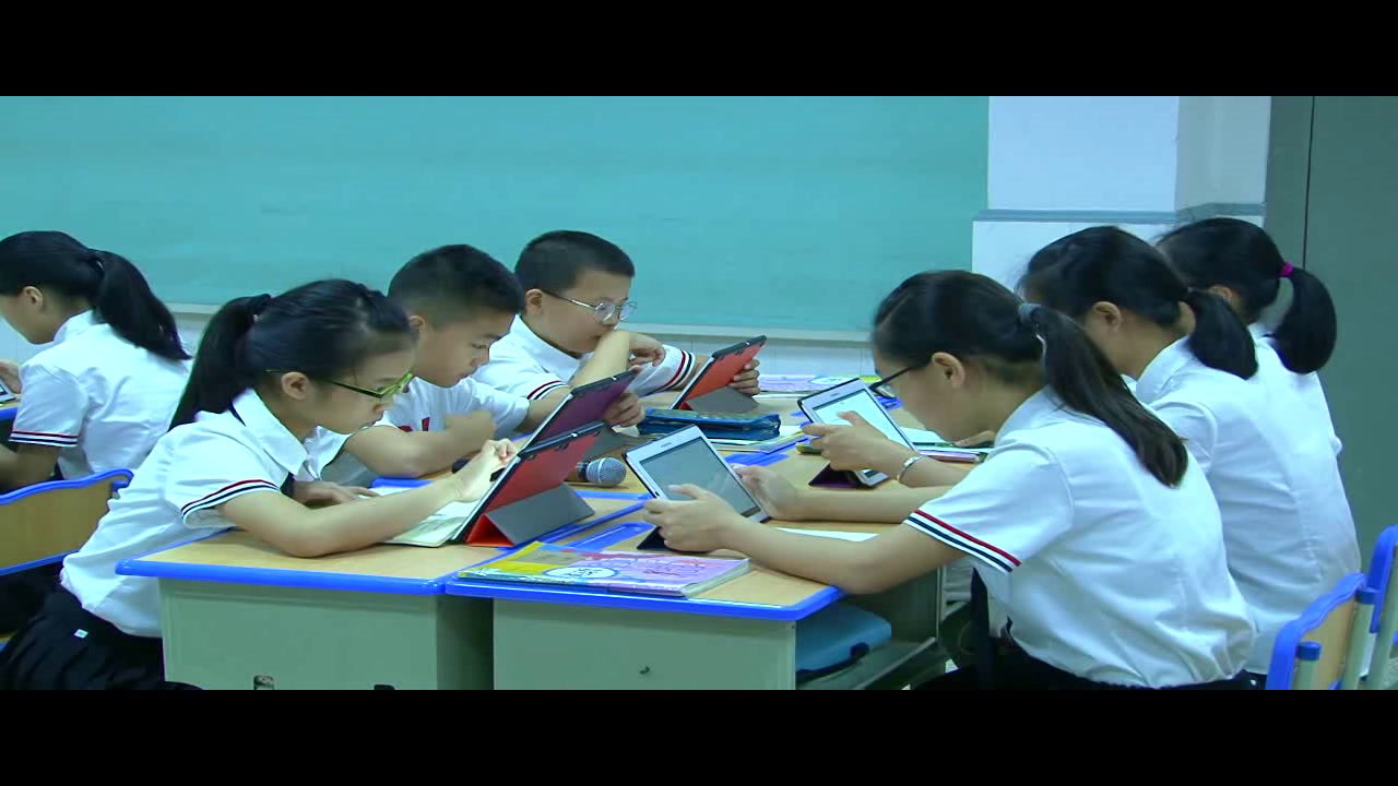 人教版英语七下Unit 2《Section A Grammar focus，》广东老师-全国一等奖