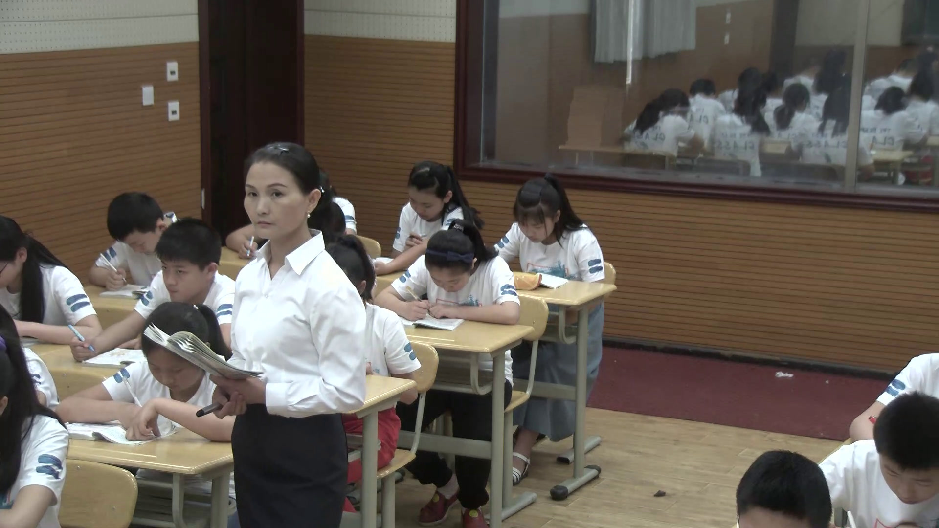 人教版语文六下《5　手指》贵州喻老师-全国一等奖