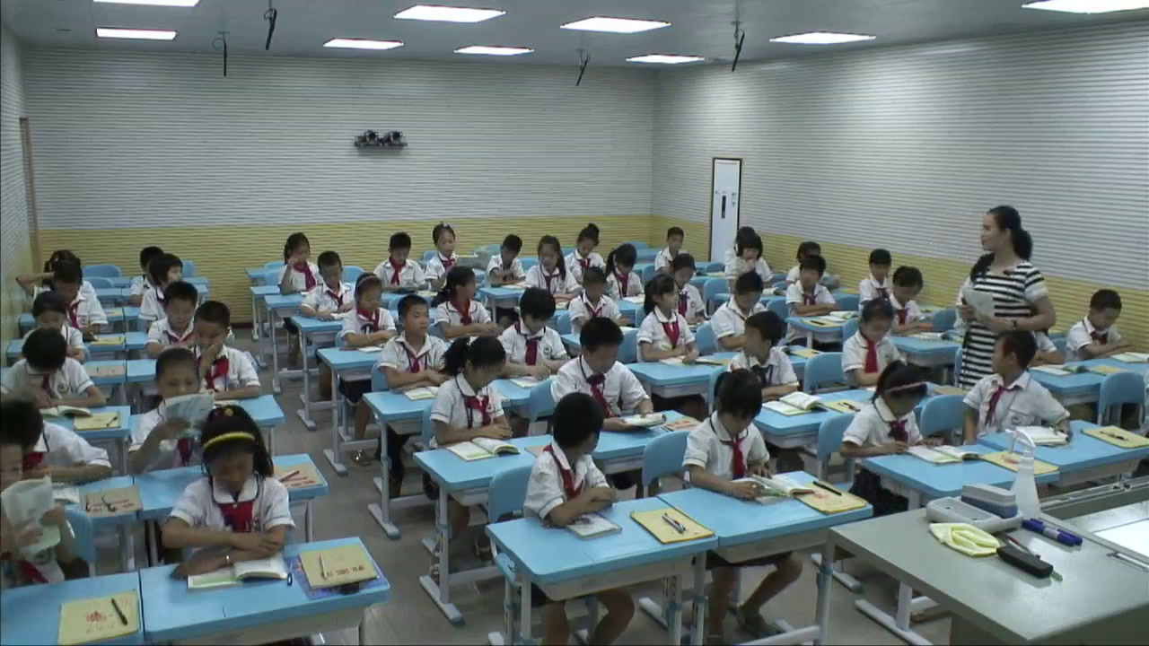 人教版语文三下《12　想别人没想到的》广西老师-省一等奖