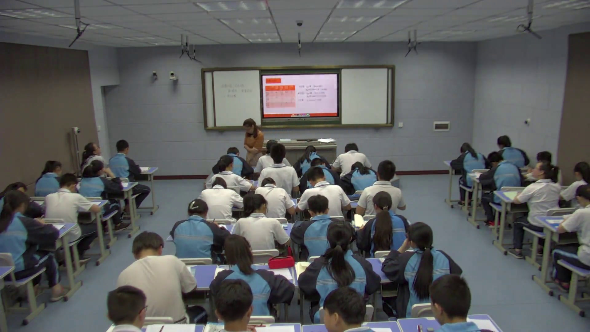北师大版数学八上《哪一款手机资费套，》山西赵老师-市一等奖