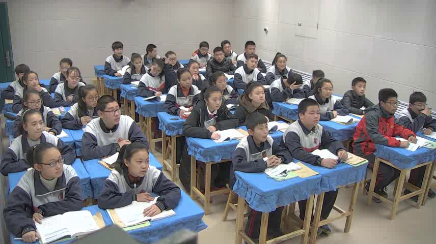 北师大版数学八上《4平行线的性质》内蒙老师-县级优课