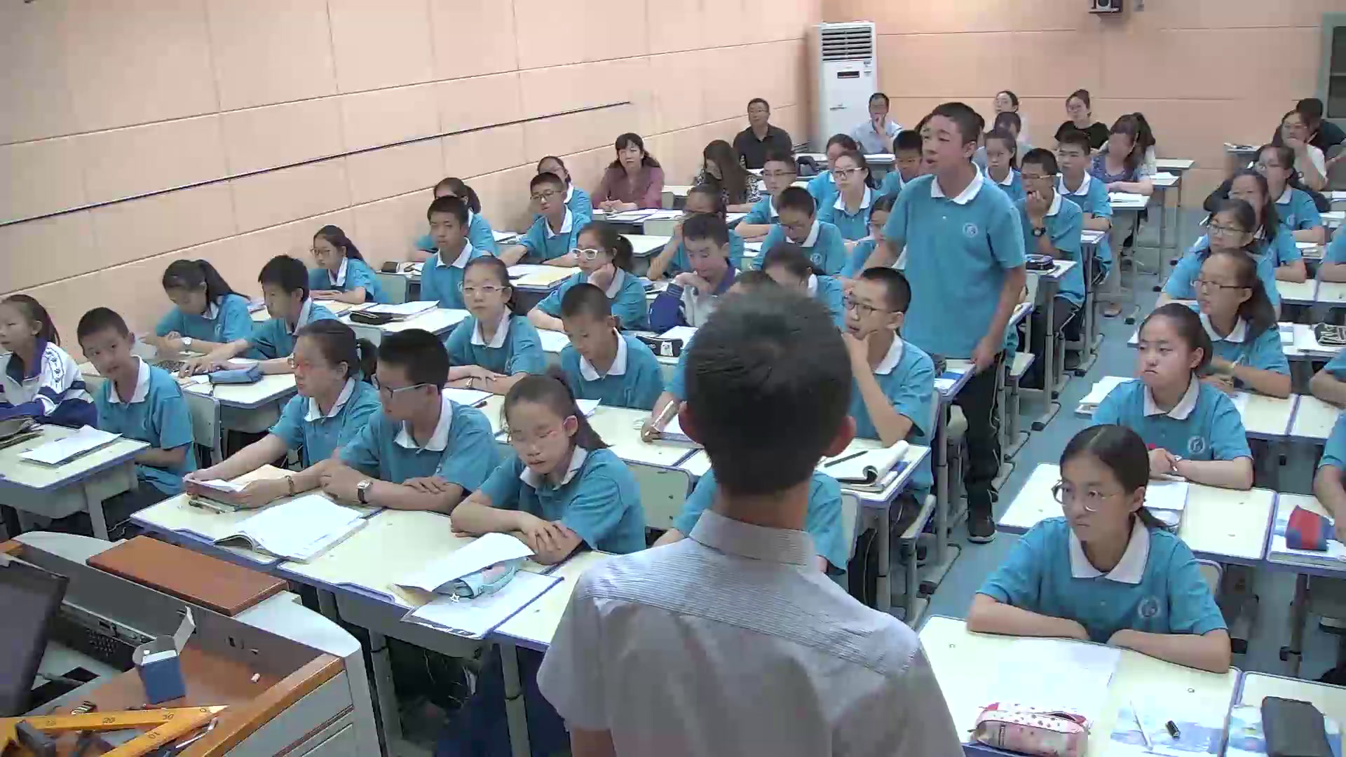 北师大版数学八上《三角形外角定理的证明》内蒙任老师-省一等奖