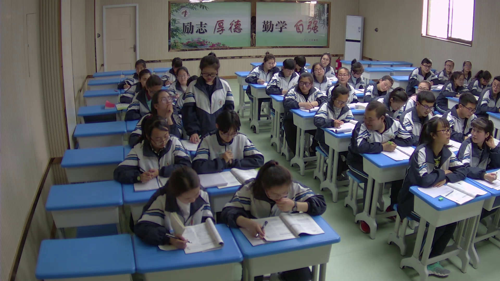 人教A版数学必修3《2.2用样本估计总体》甘肃老师-市一等奖