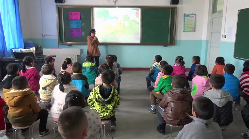 人音版音乐一上《演唱小青蛙找家》新疆张老师-省一等奖