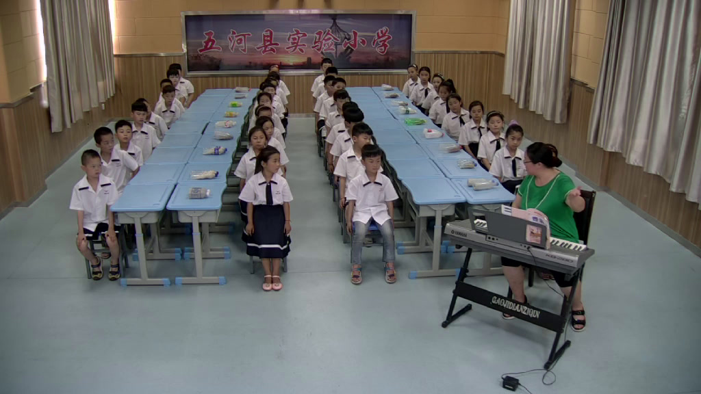 人音版音乐二上《演唱唢呐配喇叭》安徽刘老师-市一等奖