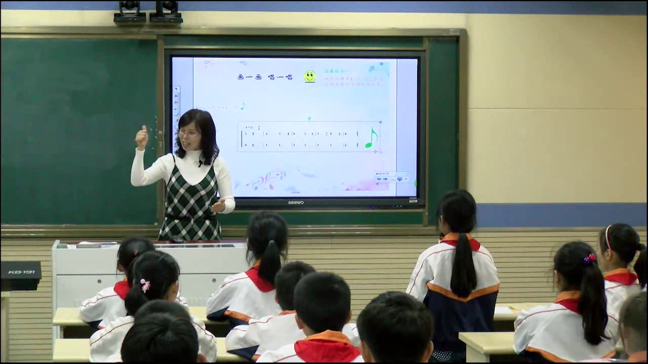 人音版音乐三上《演唱钟声叮叮当》安徽老师-市一等奖