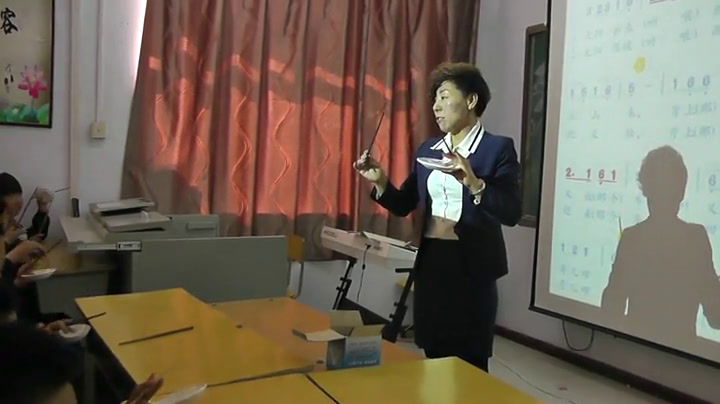 人音版音乐三上《演唱放牛山歌》吉林董老师-市一等奖