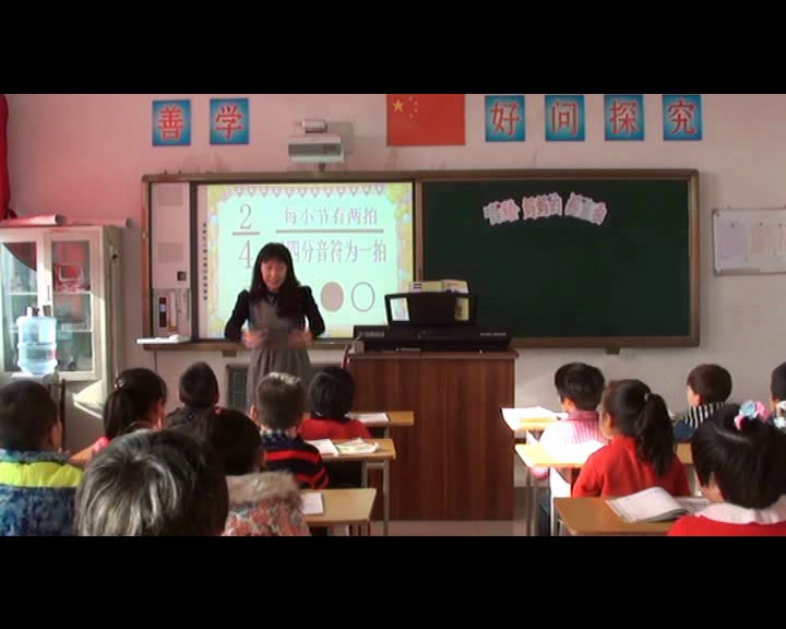 人音版音乐三上《演唱唱给妈妈的摇篮曲》吉林韩老师-县级优课